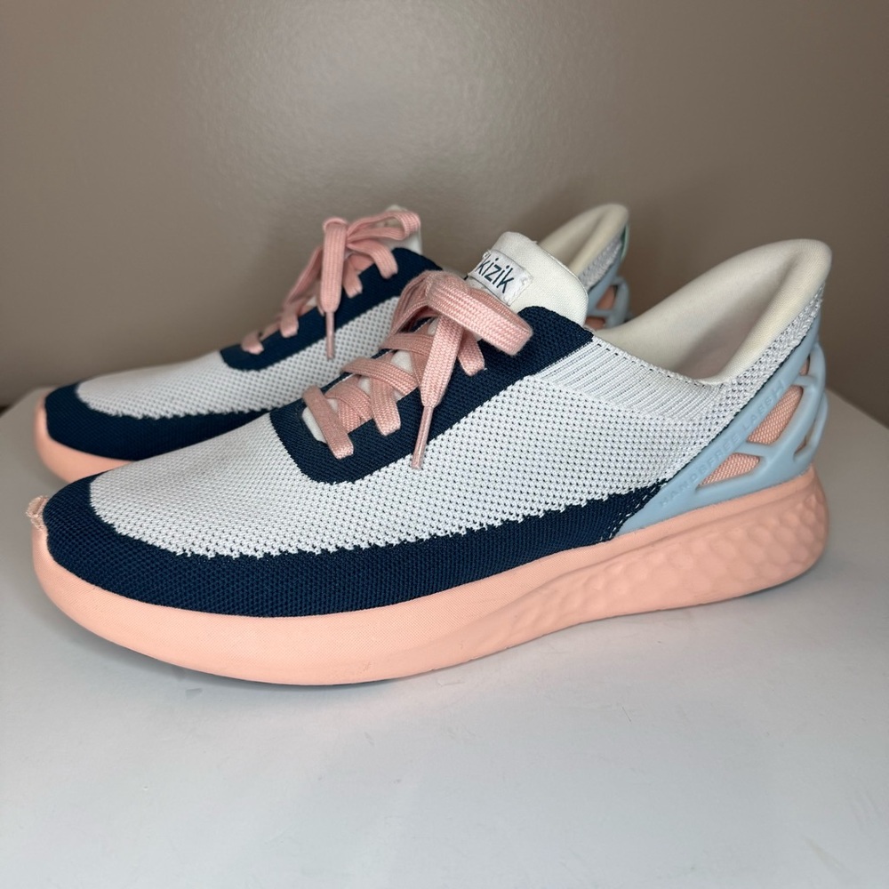 Kizik Athens‎ Bahama Hands Free White-Pink-Navy Sneakers Women’s 11 / Men’s 9.5